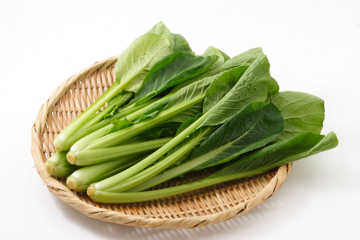 【妊婦さん必見！】葉酸は小松菜からどのくらい摂取できるのか？妊娠中に小松菜を摂取するときに注意すしたい調理方法を徹底解説！